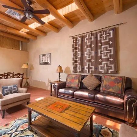 1 Bedroom - In Railyard, 10 Min. Walk To Plaza - Prado